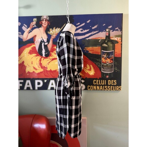 Loft Dress - Picture 3 of 10